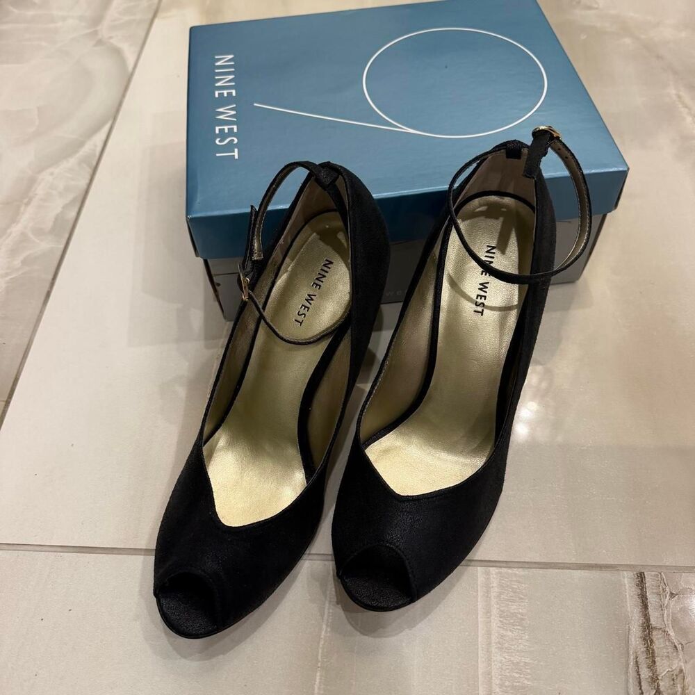 nine west vintage y2k shimmer black suede platform heels